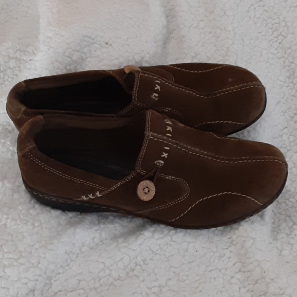 Clark's shoes